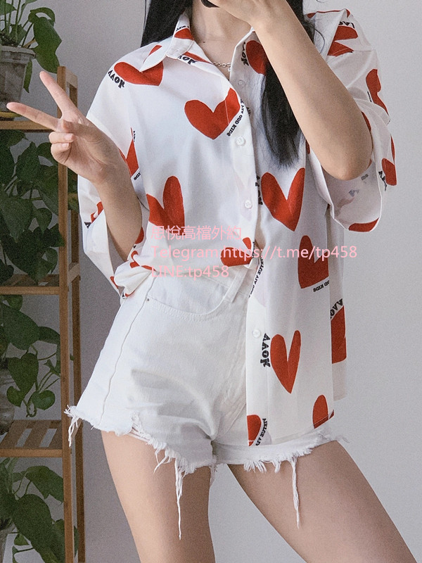 008bUM2Zgy1gs8ptfoi72j30zk1be4ne.jpg