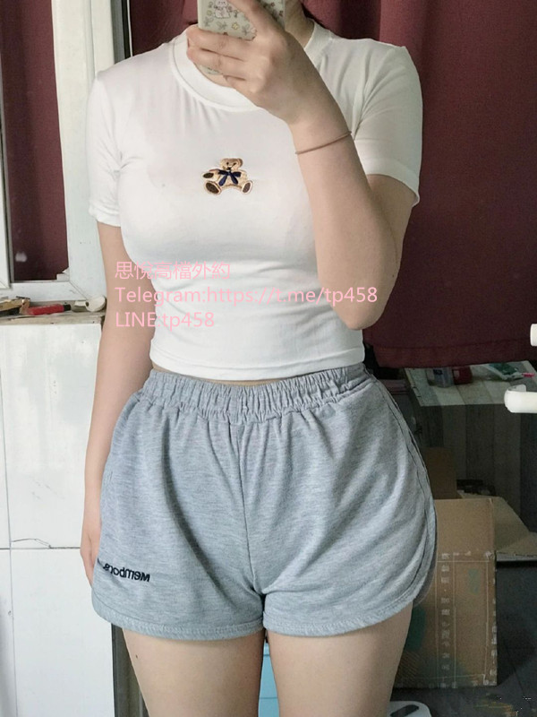 006BlbF7gy1h4byhotb09j30u013z42j.jpg