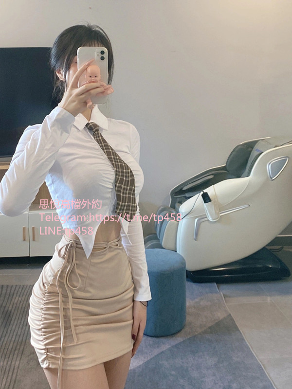 008cuS2igy1gwag3d024rj30zk1be148.jpg