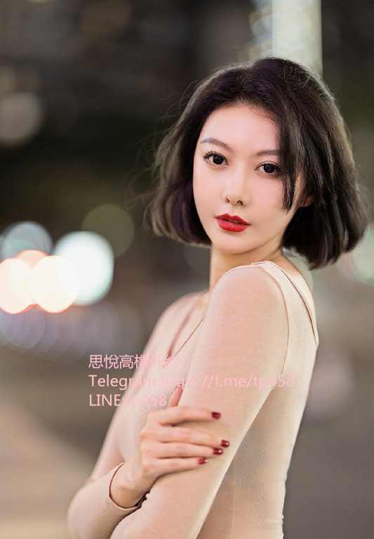 0066jzG6gy1gvh5jmm0w9j60u018zdmr02.jpg