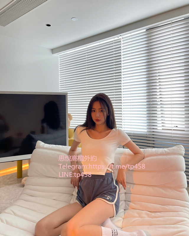 008cuS2igy1gs3rs1fc7tj30tu1197wh.jpg