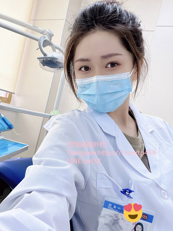 FcmC069acAEKrC_.jpg