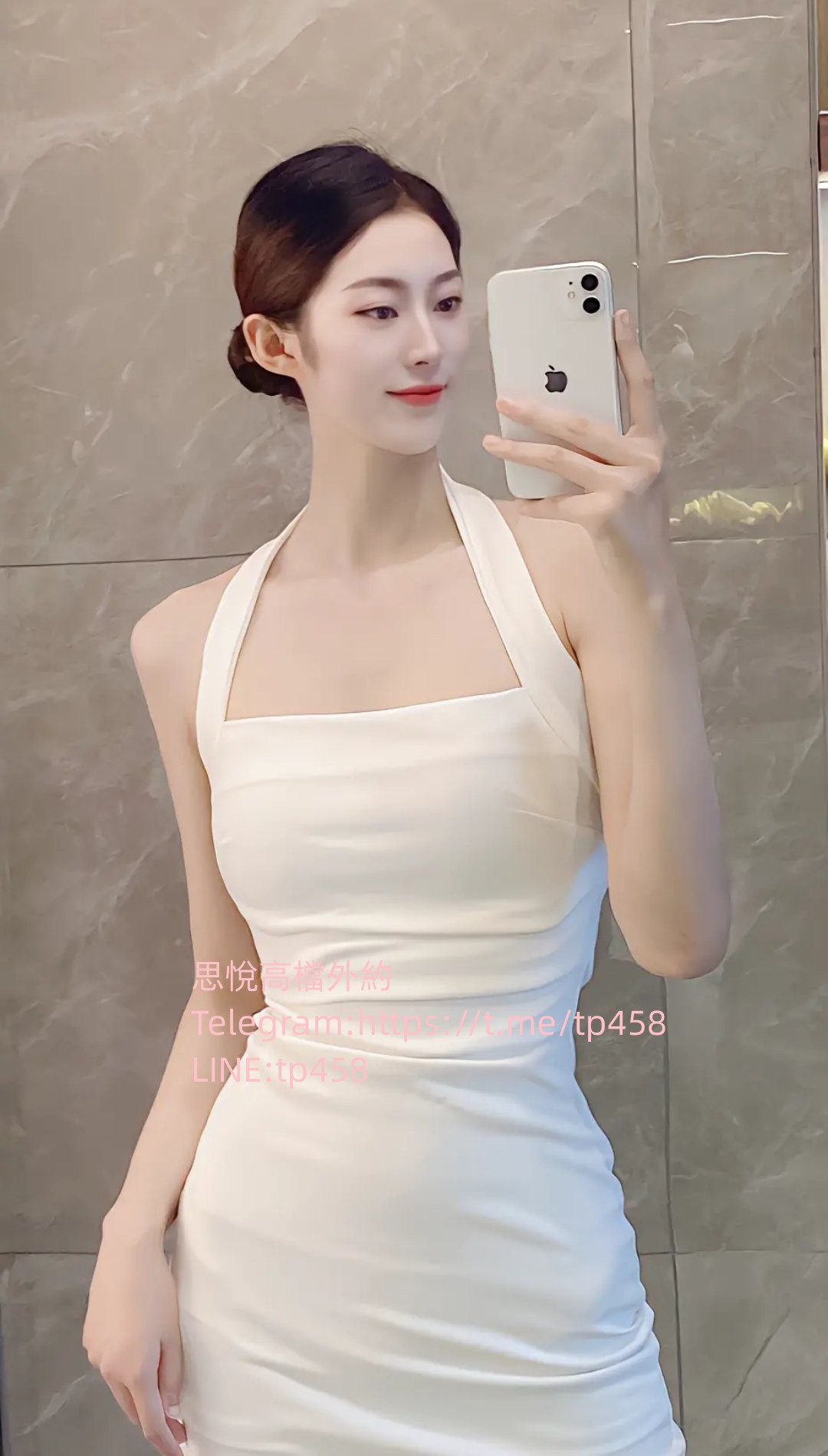 FfTlBo9agAEIla7.jpg
