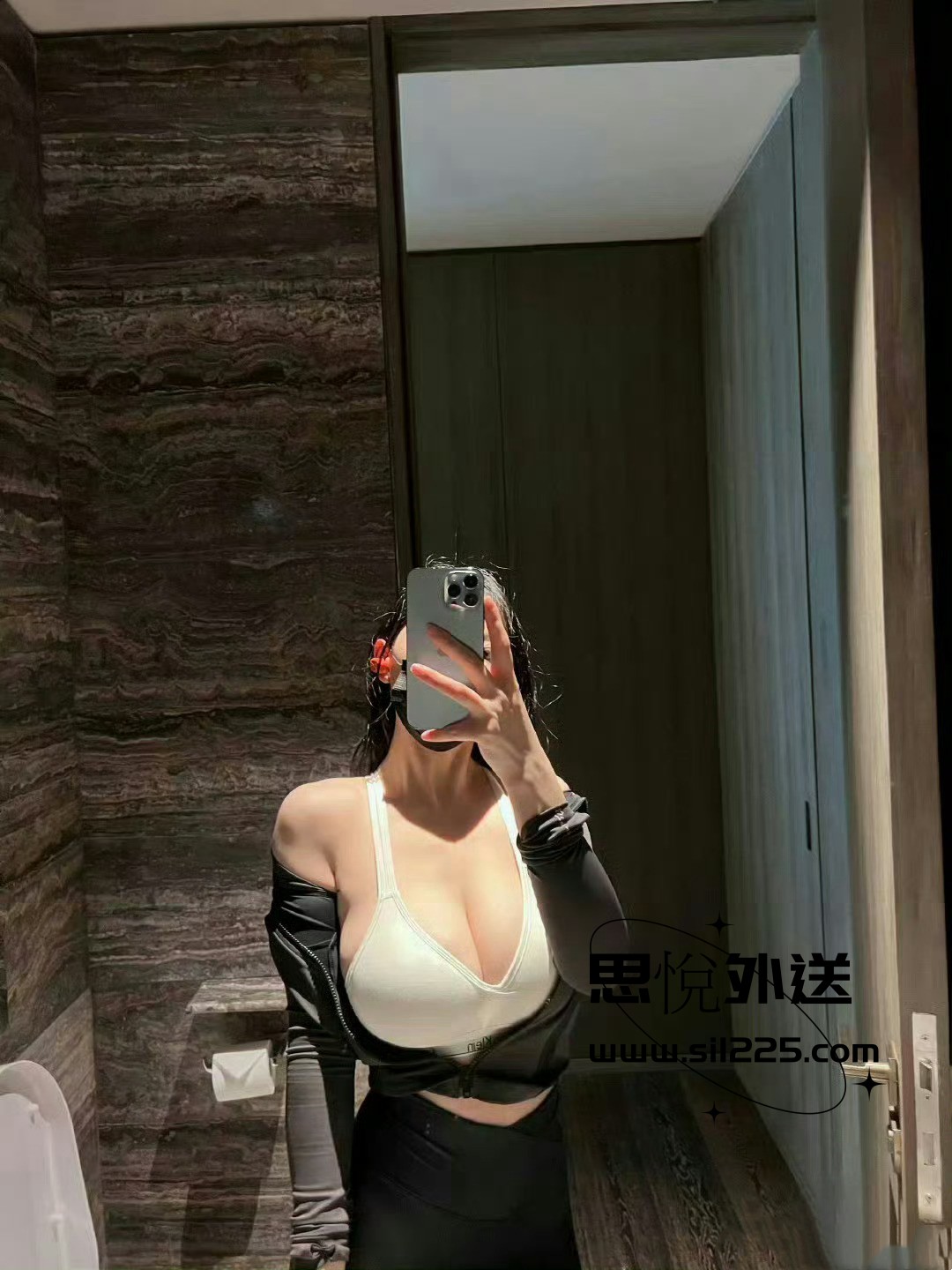 dfc8fdd9ly1hjgr0u1ad8j20u0140n4m.jpg
