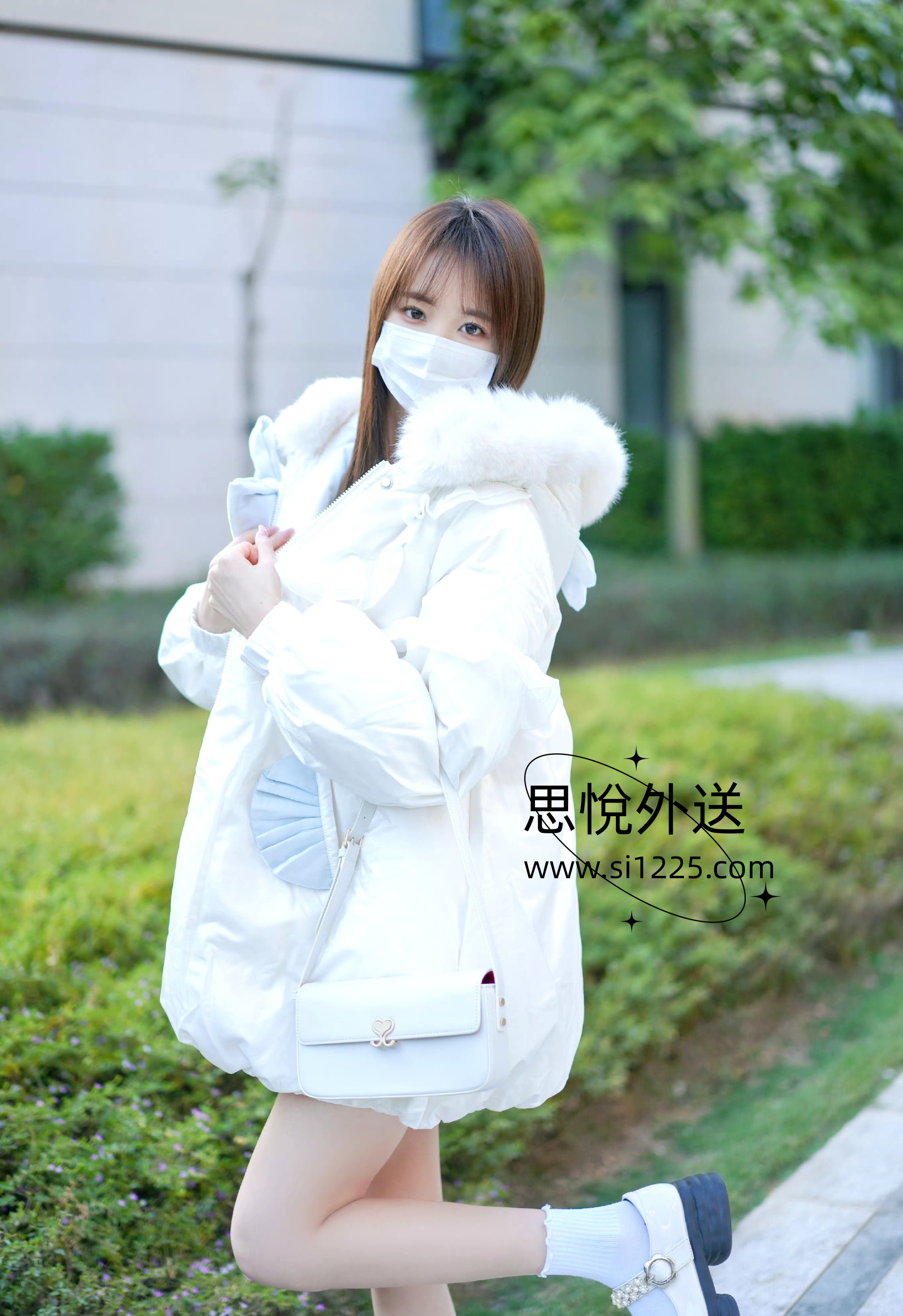 008qN5ibly1hk8ih6vujbj323u32fe81.jpg
