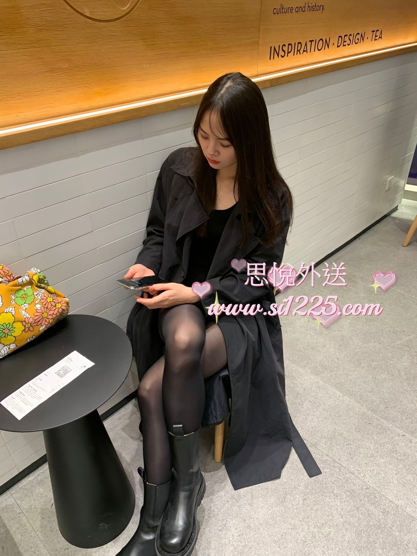008hPNuLly1hlykmi2lauj31401hcaii.jpg