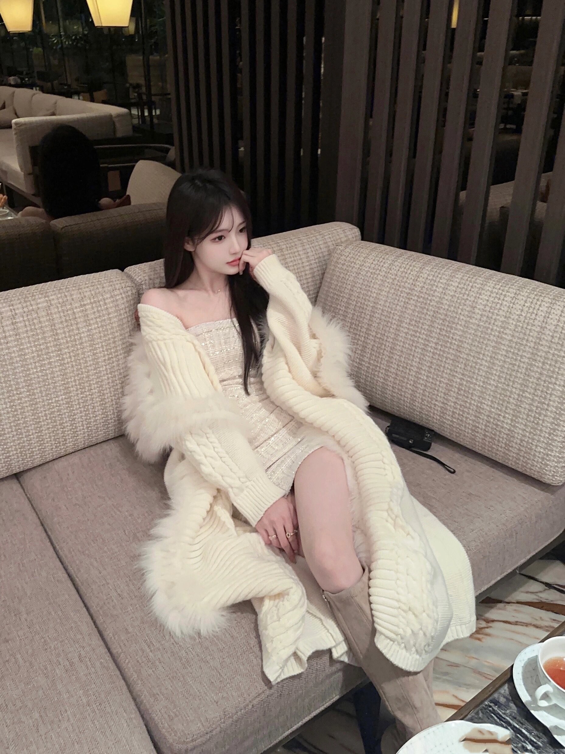 0079AEmngy1hlubtnp201j31fl1wsngc.jpg