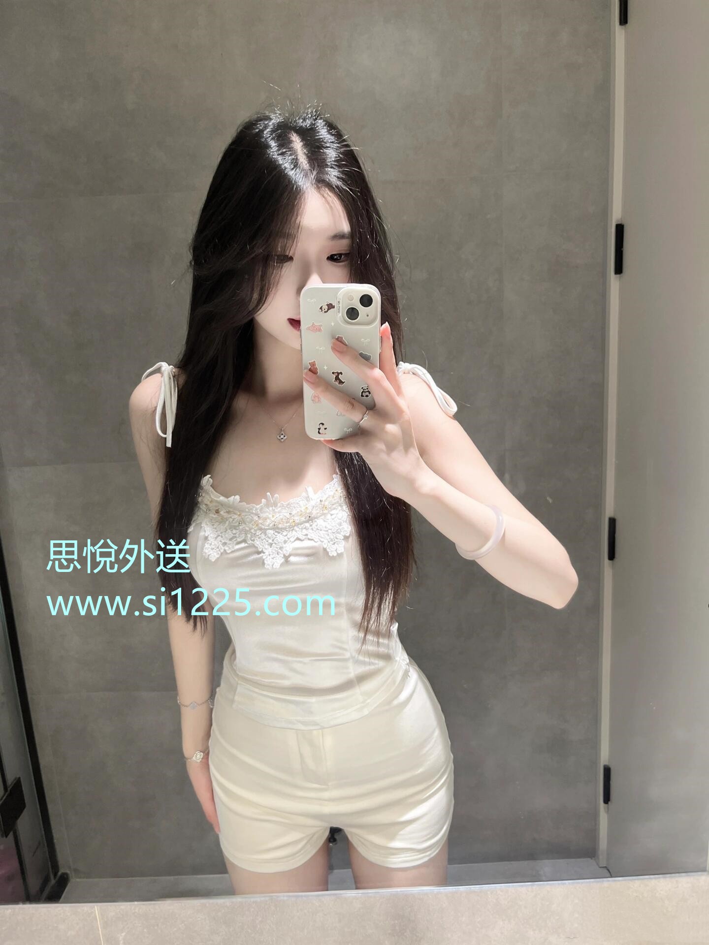 0079AEmngy1hr2yifxnlyj31401hcgq9.jpg