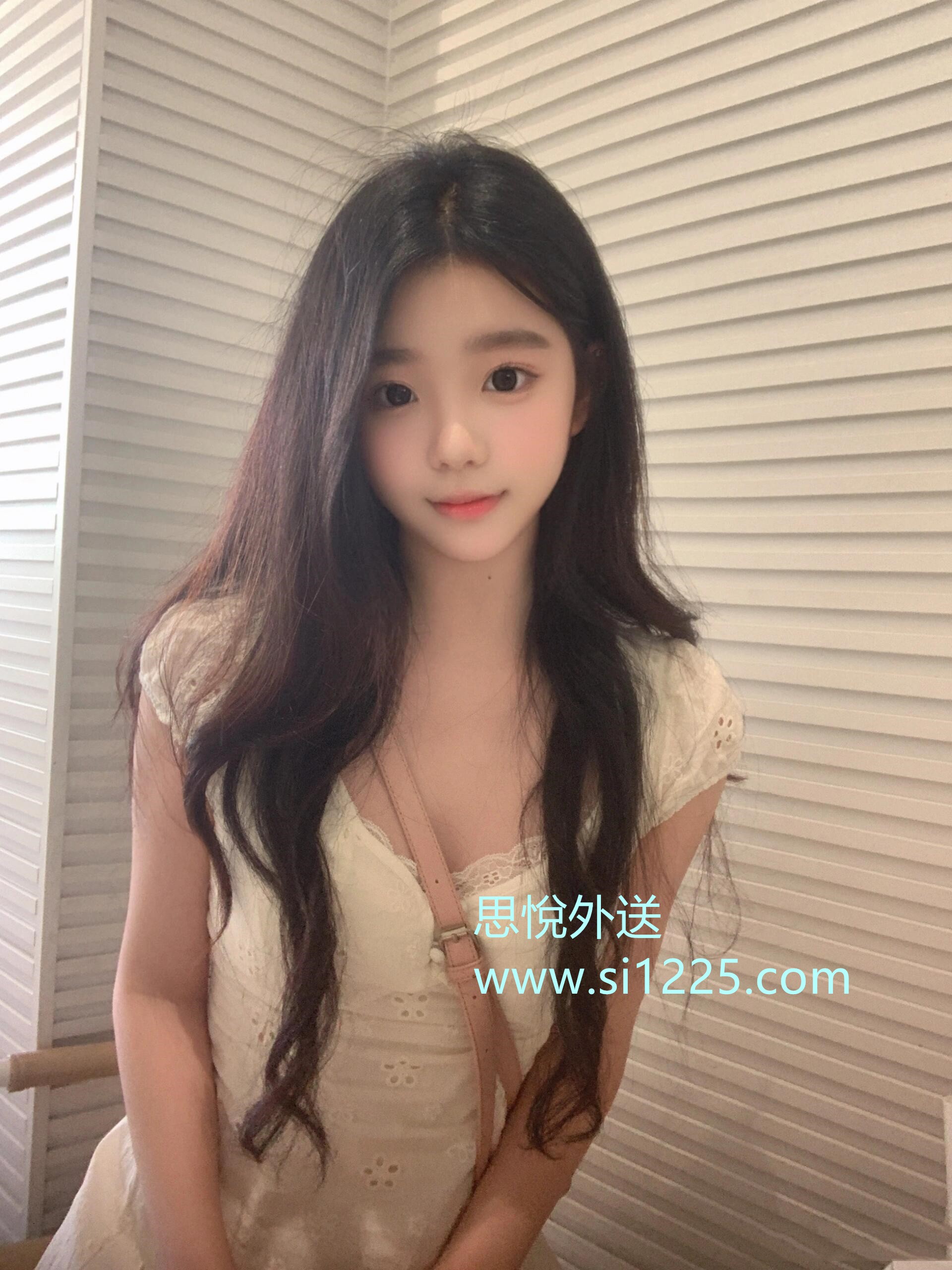 0079AEmngy1hr8so914mzj31hc1z47eu.jpg
