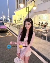 小絲  162cm   45kg  C   23歲   #高雄