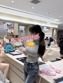 芮安 165cm 48kg E 26歲