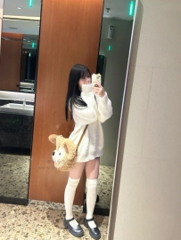 欣妍  156/41kg/B+/23歲