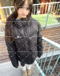 小唯 158cm 44kg  C  21歲  #雙北