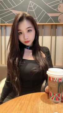 靜香 162/48kg/D/26歲