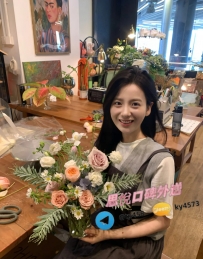 伊甜 164cm  47kg  D  27歲   #台中