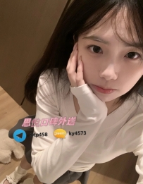 小話  158cm  44kg  C  23歲   #台中