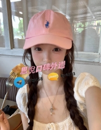 檸檬 156cm   44kg  C  20歲   #高雄