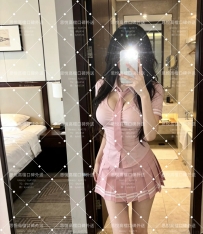 依欣 164cm   47kg  D   24  #高雄