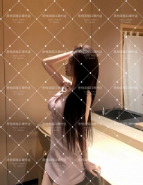 意意  160cm  45kg  C+   24歲  #台南