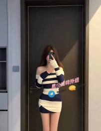 小池    165cm  47kg  D  24歲   #台中