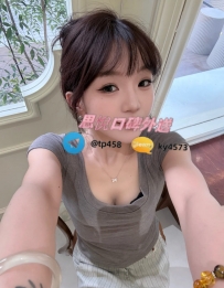 露恩  162cm   46kg  C+  25歲   #高雄