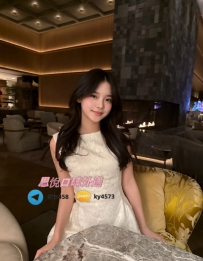 芮拉  162m  45kg  C+  25歲   #台中  #香氛櫃顧問