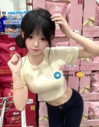 小晴 158cm 43cm C+ 21歲 #雙北