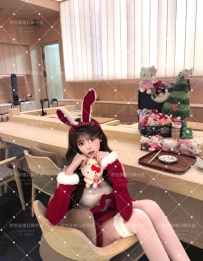 小柔 155cm   43kg   C  21歲  #台中