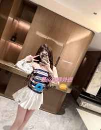 琪拉 163cm 47kg  C奶 24歲  #高雄