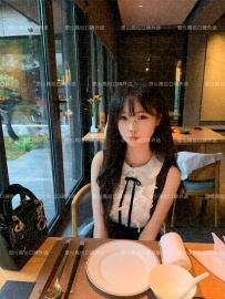 意奈 158cm  45kg  C   20歲