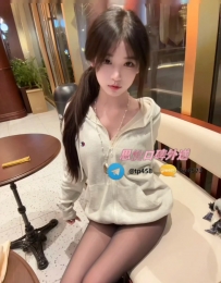 琴琴 159cm 45kg C  20歲  #高雄