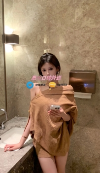 品希 167cm  48kg   D  26歲 #新竹