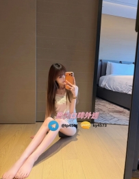 圈圈 160cm 45kg C+ 21歲 #高雄 #本人照片