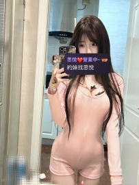 小鳳 163cm  46kg  D   23歲